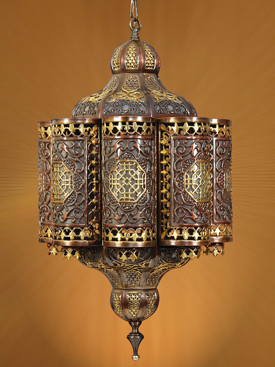 Opulent Brass Lantern – A Timeless Masterpiece of Elegance